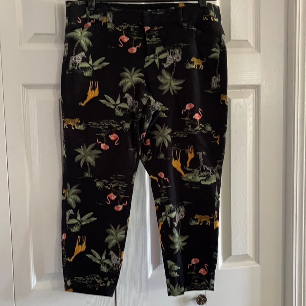Old Navy Jungle Print Pants Size 16+🥰🥰